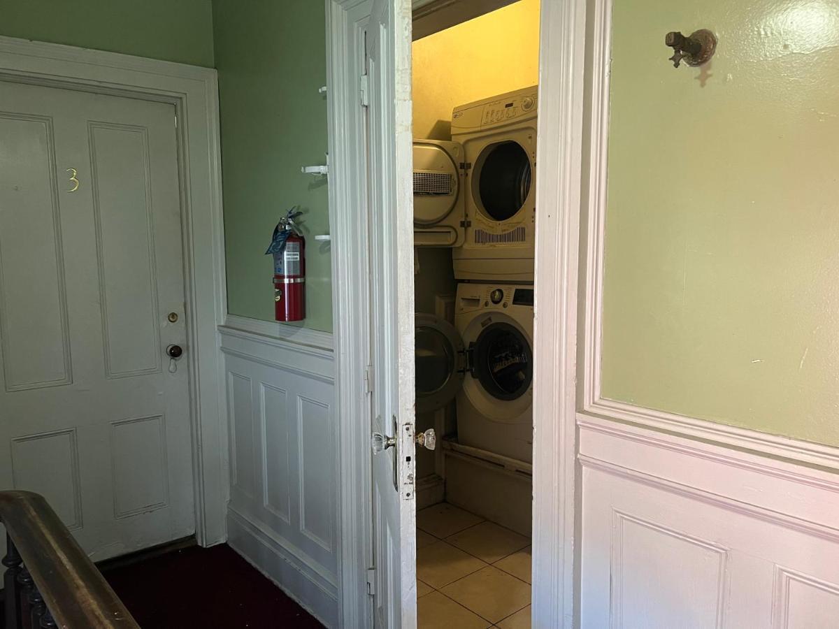 1 Bedroom Private Victorian Apt In Convenient City Location On 5 Acre, Sleeps 4 โพห์คิปซี ภายนอก รูปภาพ